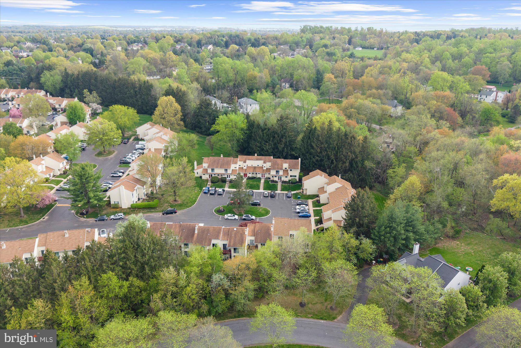 805 CHERRY CIRCLE