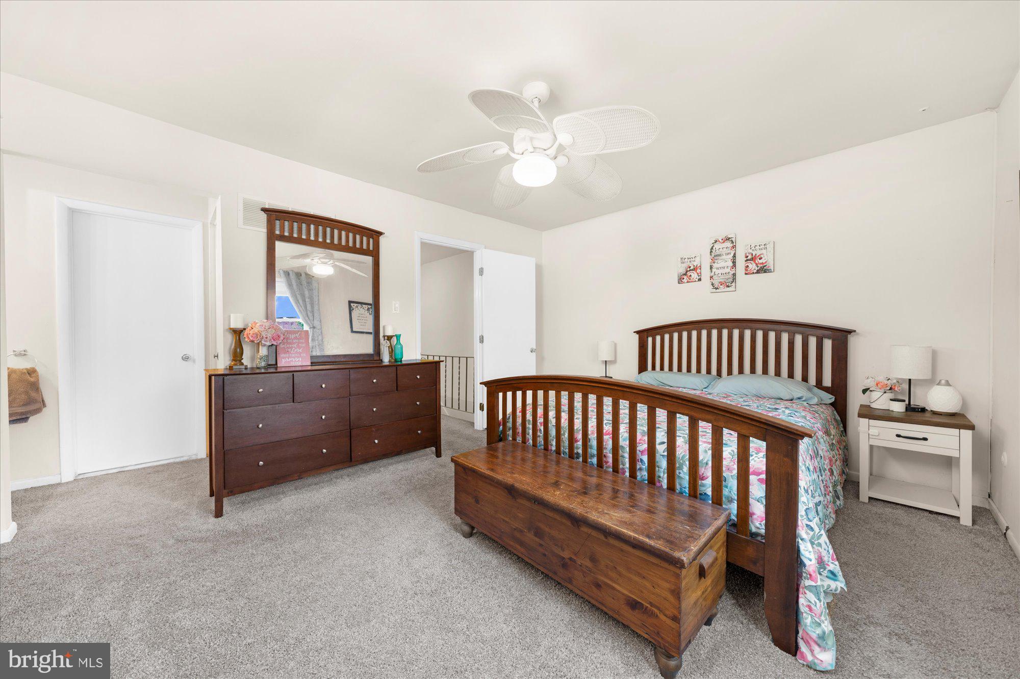 1802 WALNUT RIDGE ESTATE