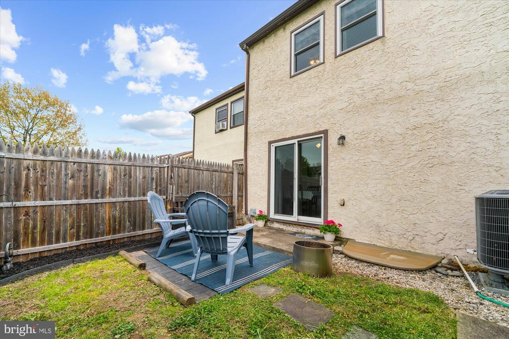 1802 WALNUT RIDGE ESTATE