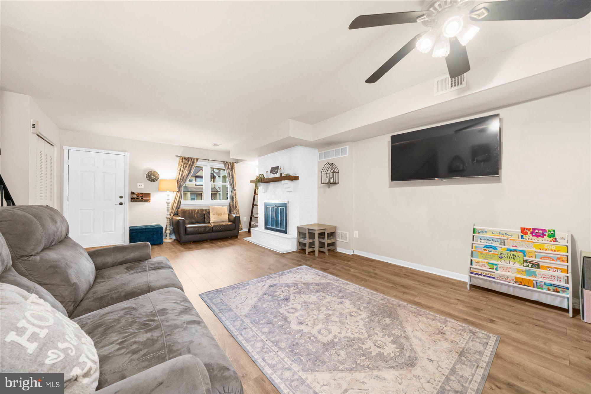 1802 WALNUT RIDGE ESTATE