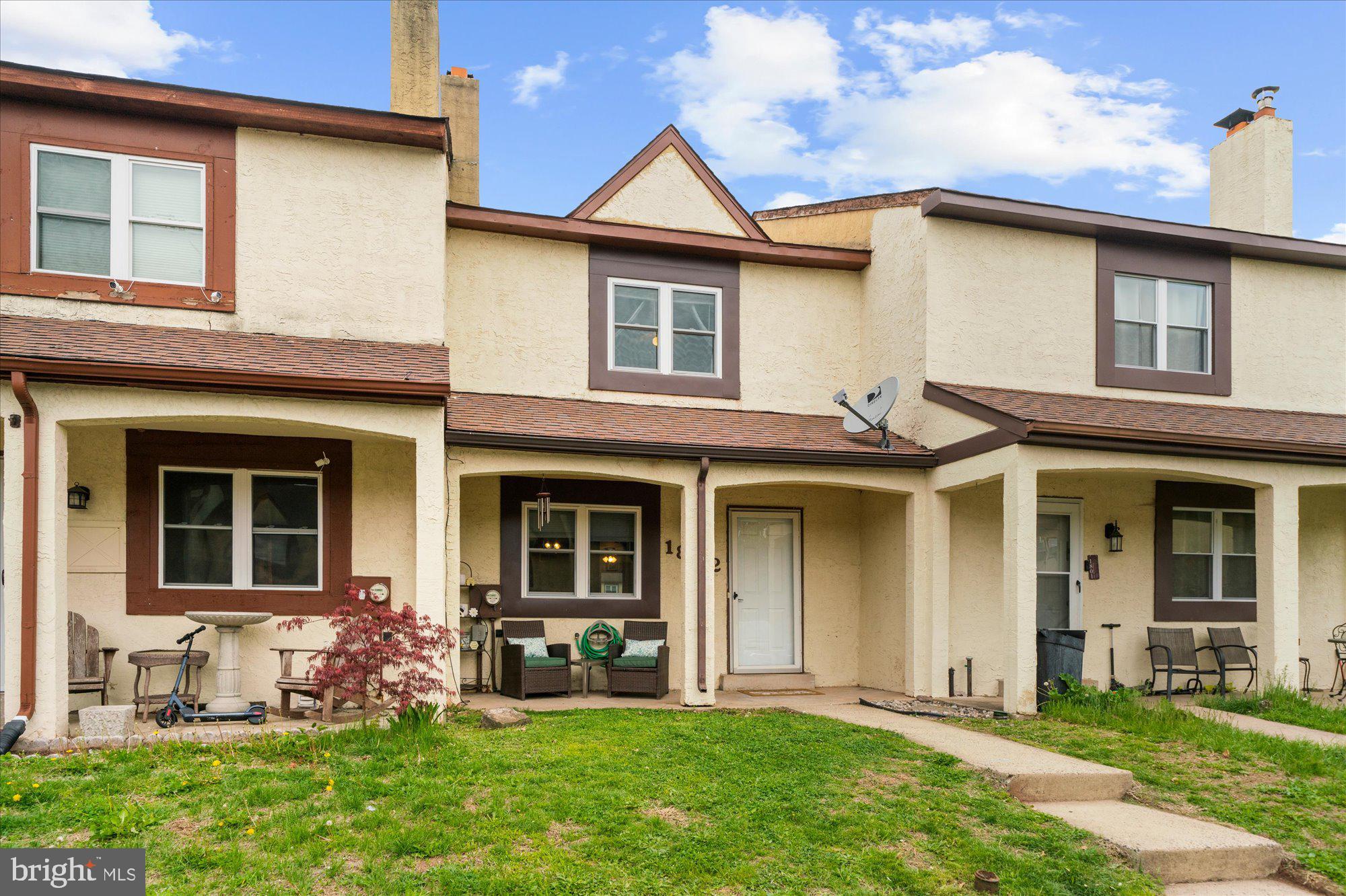 1802 WALNUT RIDGE ESTATE