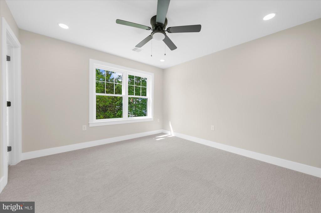 394 RENNINGER ROAD