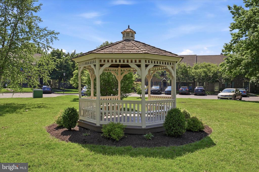 113 WINGED FOOT COURT