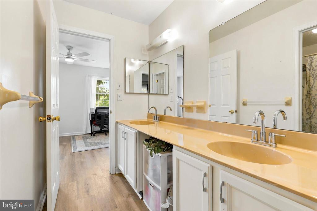 113 WINGED FOOT COURT