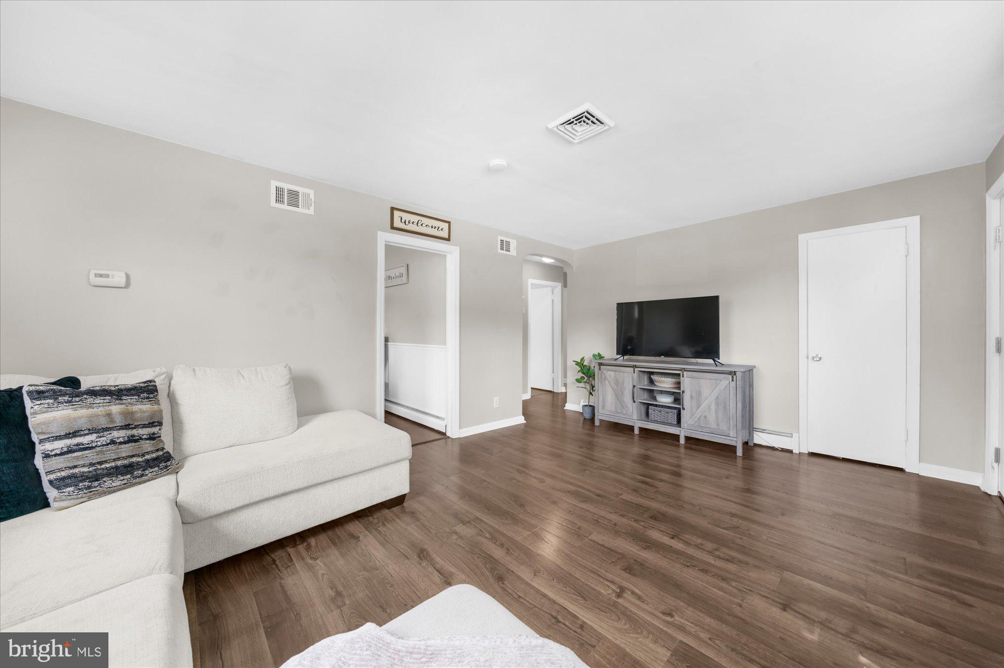 103 LAWNTON ROAD