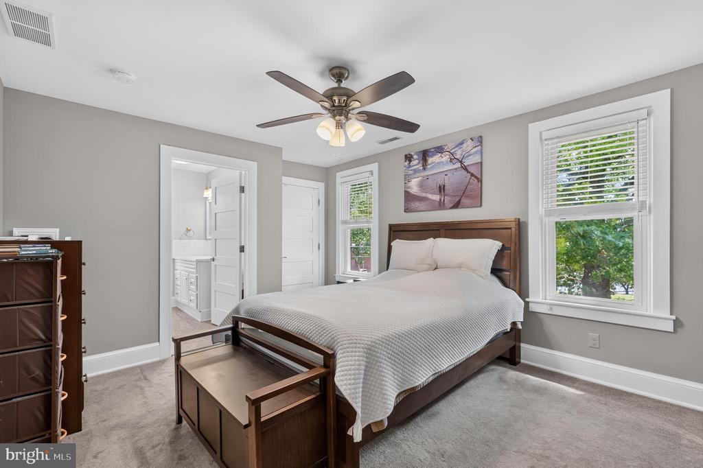 133 W MAIN STREET 1