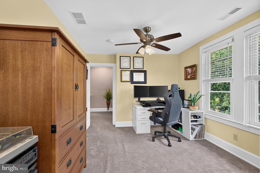 133 W MAIN STREET 1