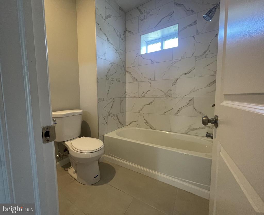 233 MORWOOD ROAD
