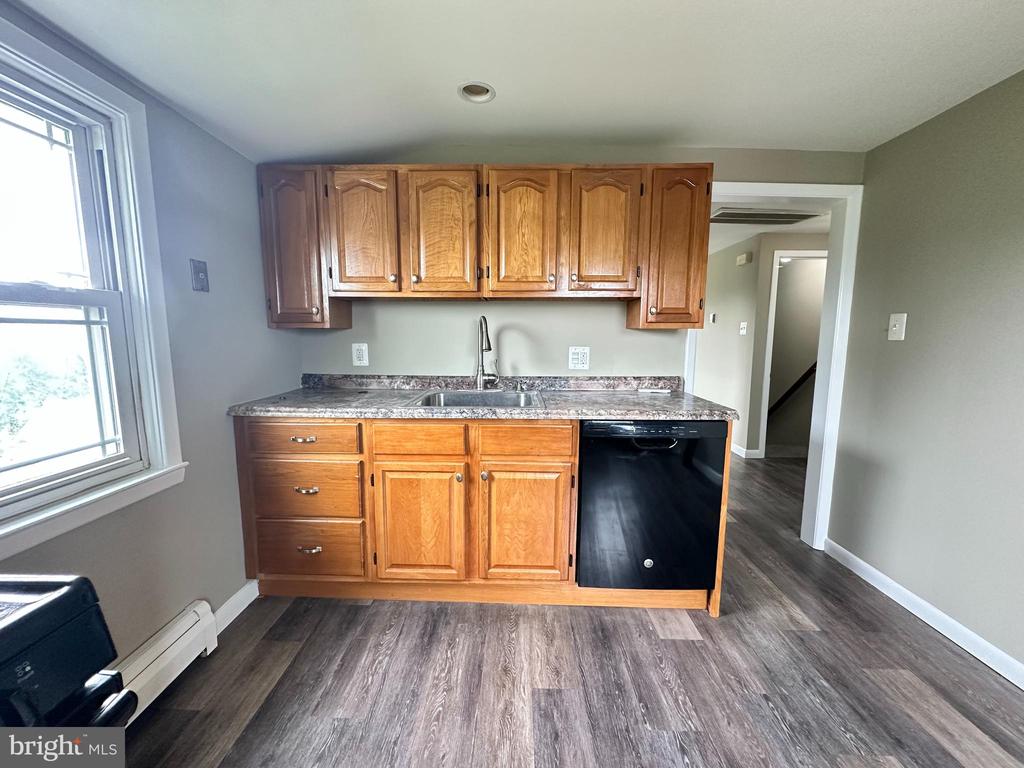 1301 N GRAVEL PIKE Unit: B