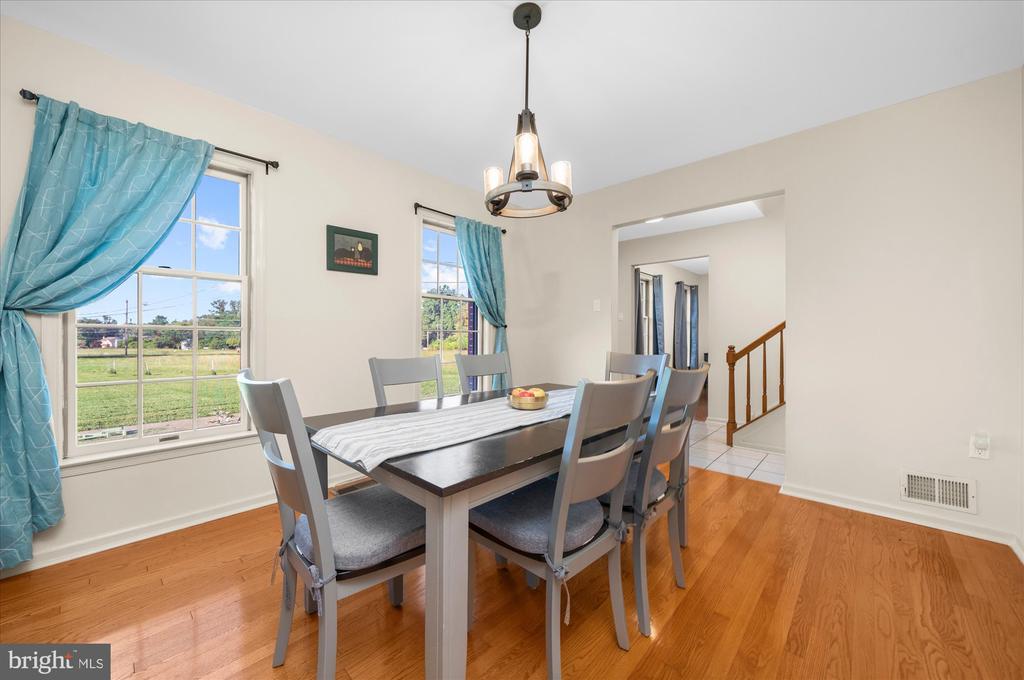 735 E TOWNSHIP LINE ROAD