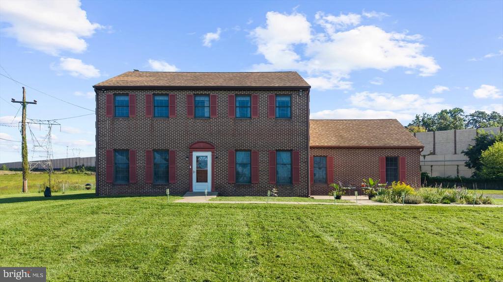 735 E TOWNSHIP LINE ROAD
