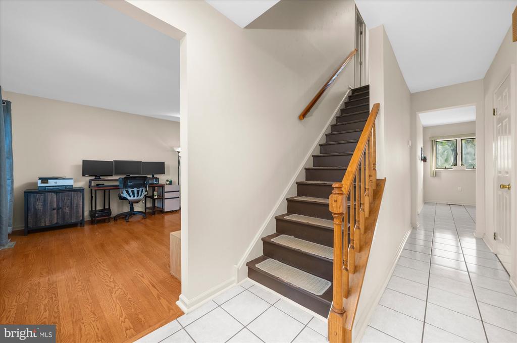 735 E TOWNSHIP LINE ROAD