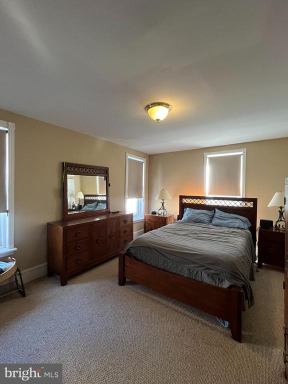 360 E CHURCH LANE