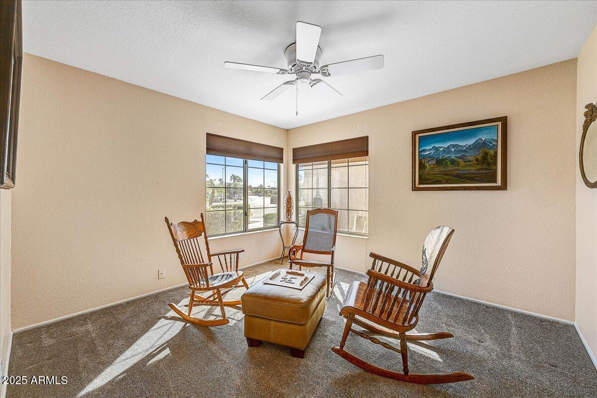 8502 W TOPEKA Drive