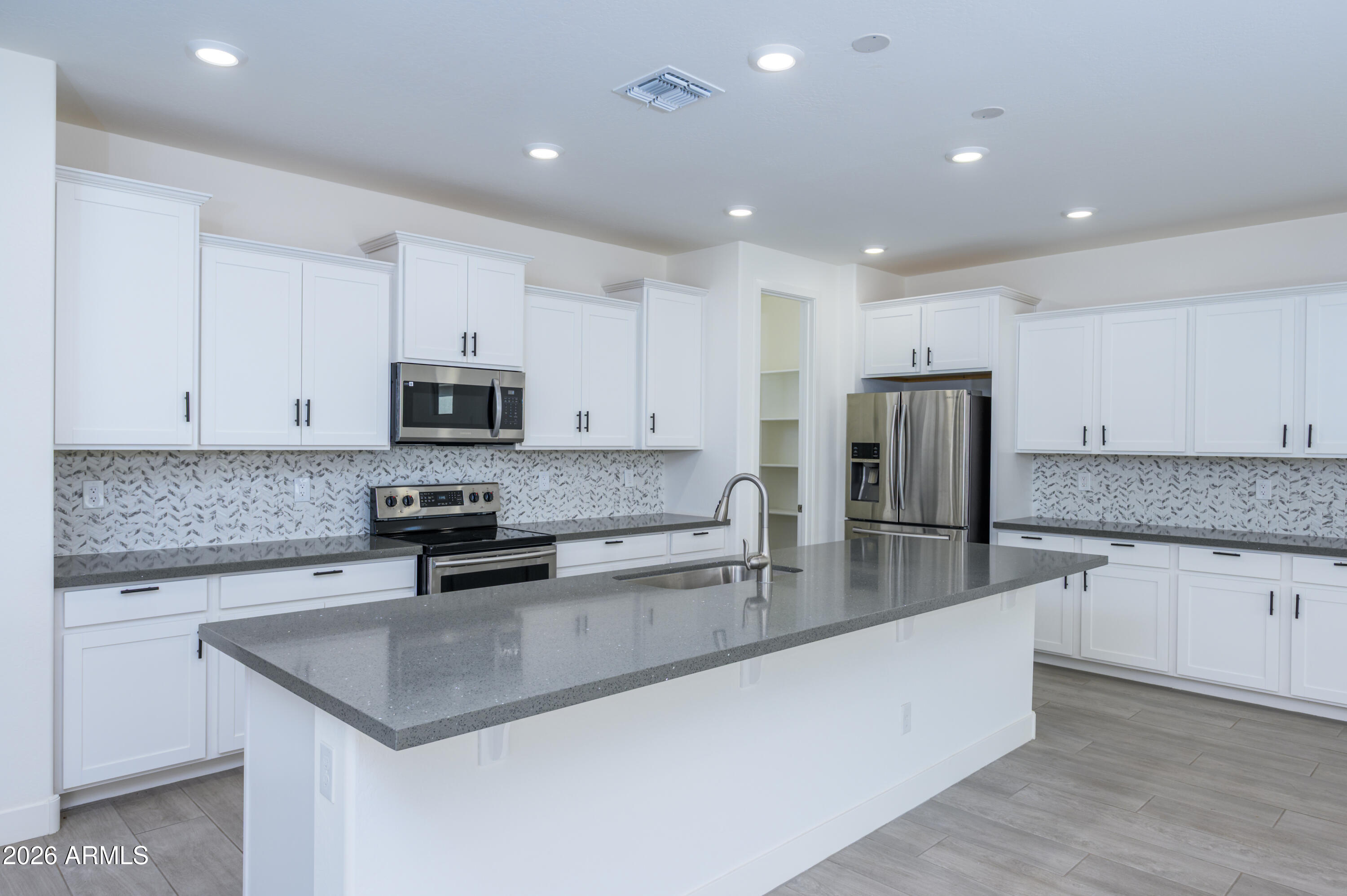 17263 W CORRINE Drive