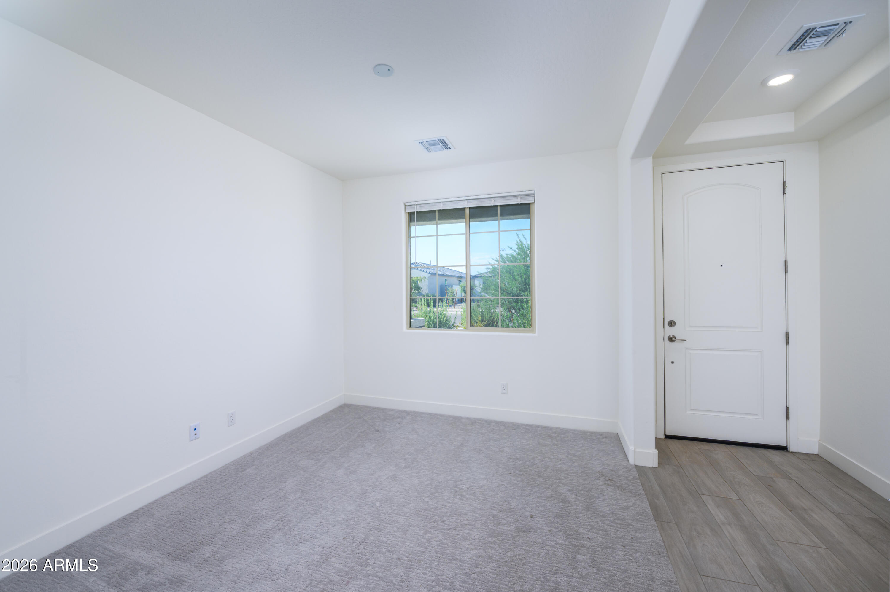 17263 W CORRINE Drive