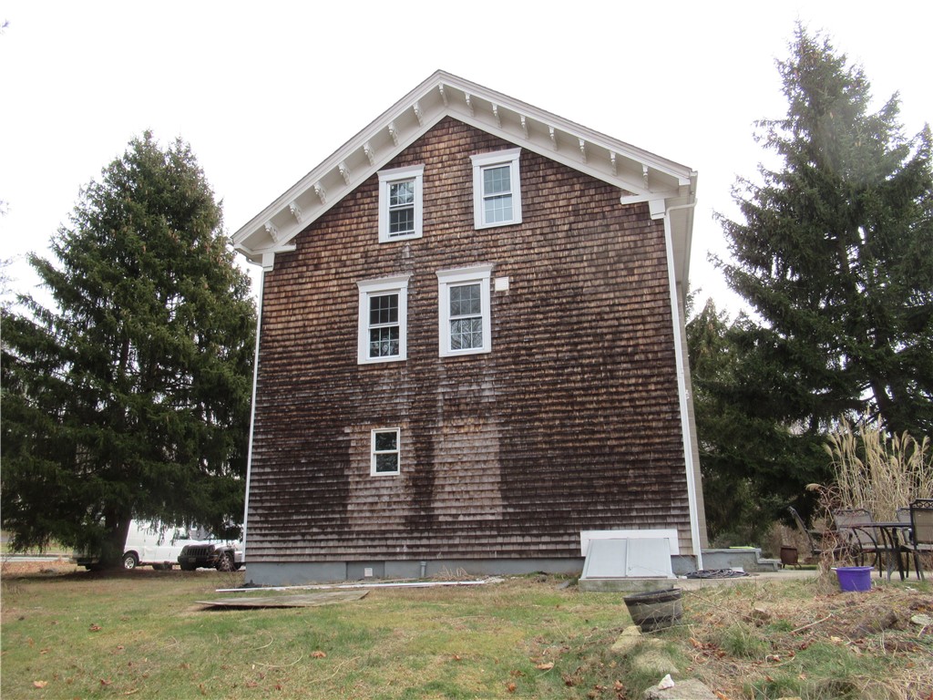 455 Fairview Avenue