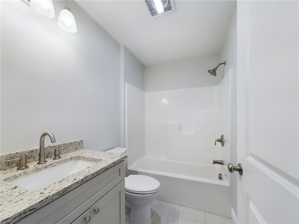 68 GREENE Street 3