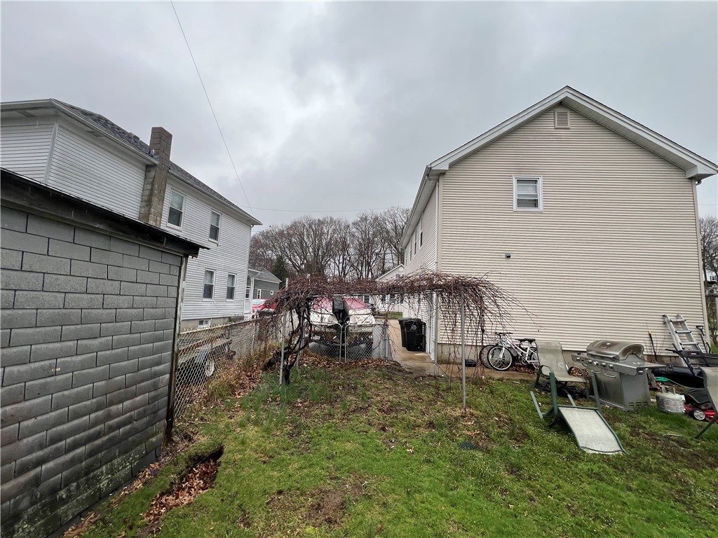 61 Bates Avenue