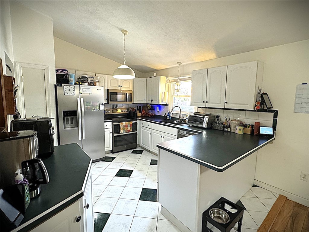 7 Adams Drive