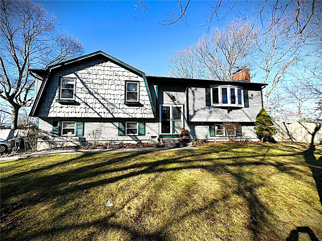 7 Adams Drive