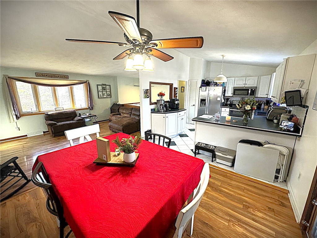 7 Adams Drive