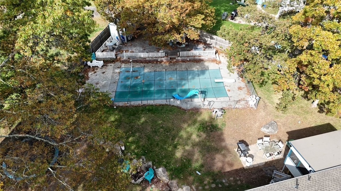 7 Adams Drive