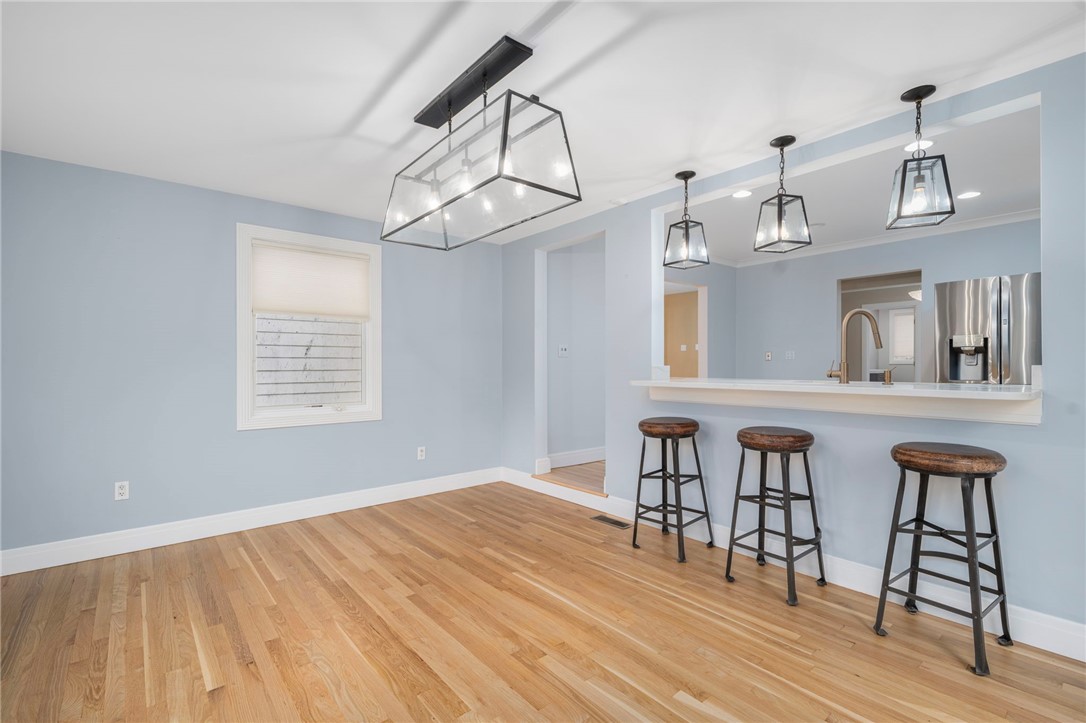 275 Meshanticut Valley Parkway