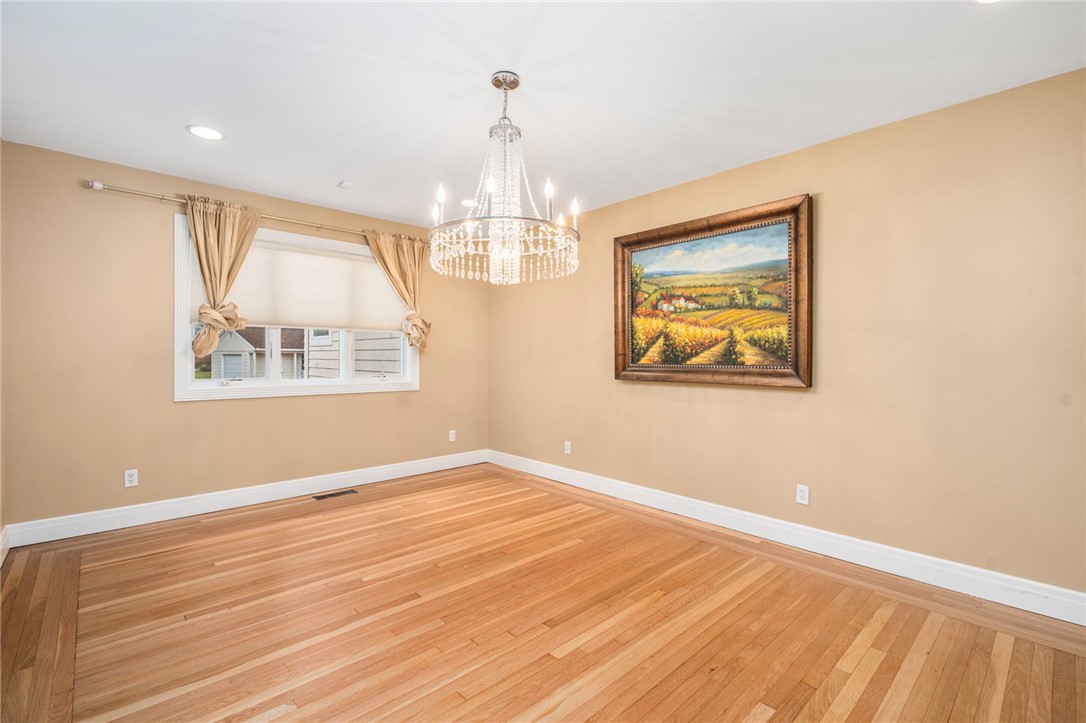 275 Meshanticut Valley Parkway