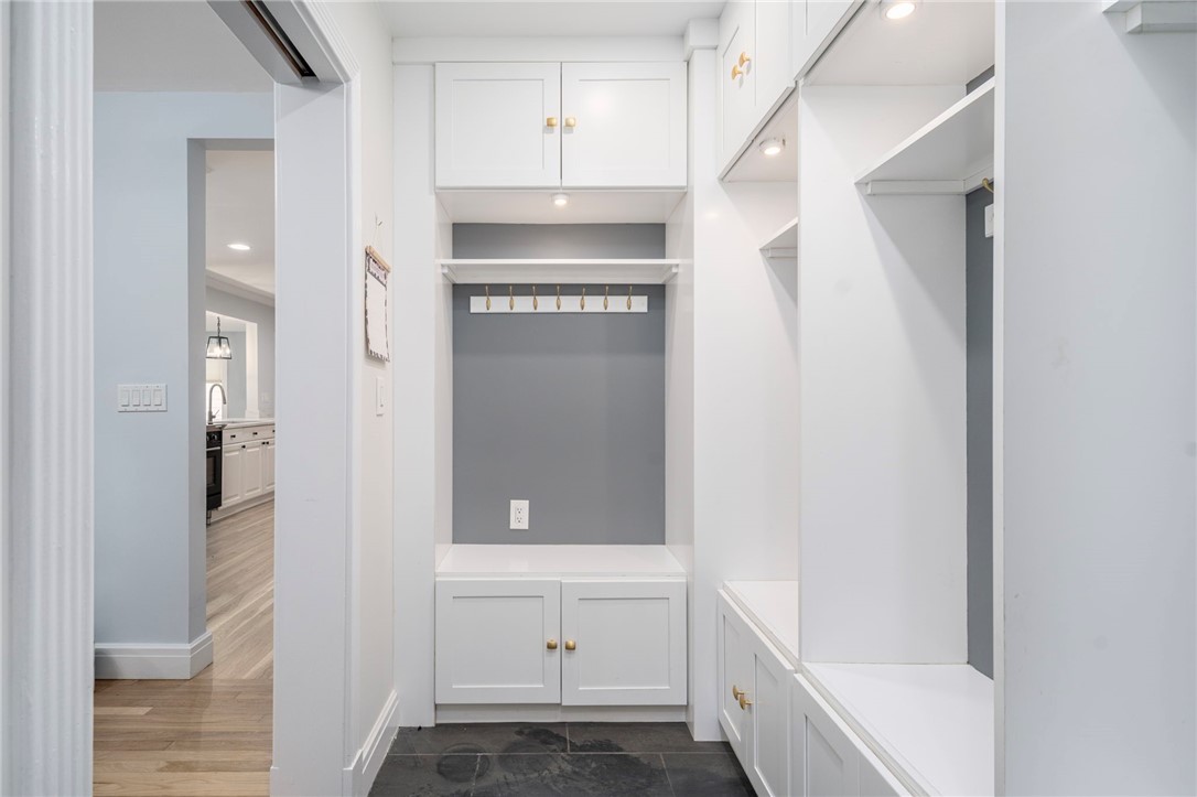 275 Meshanticut Valley Parkway