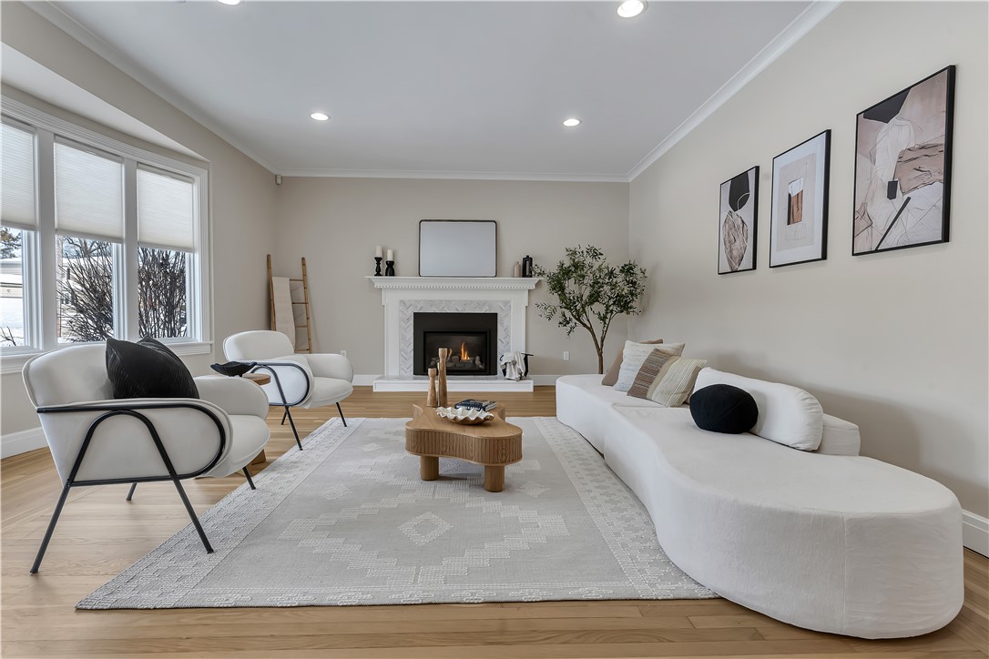 275 Meshanticut Valley Parkway