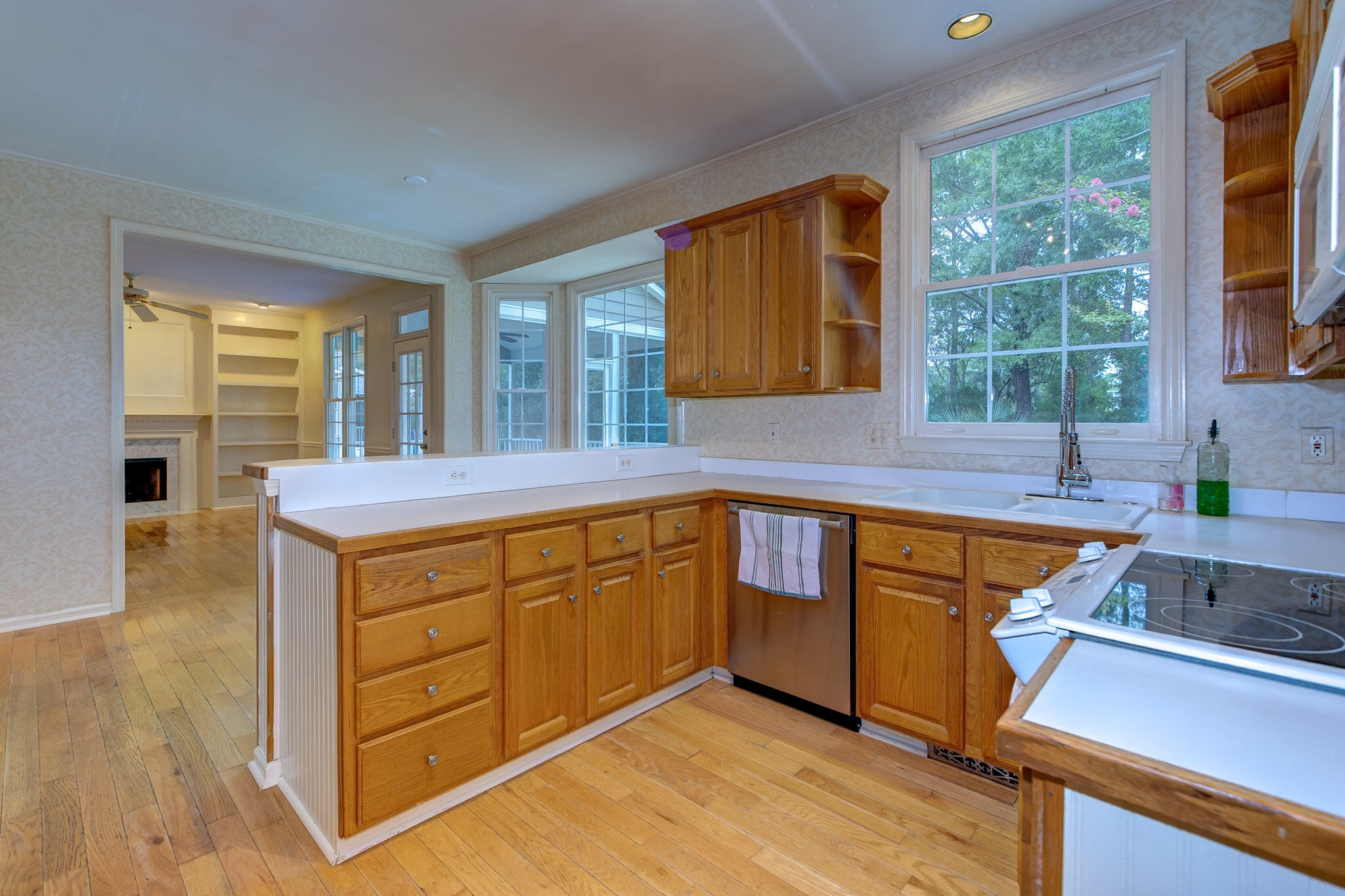 180 Oak Point Landing Drive