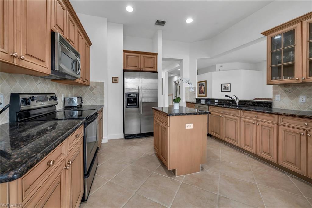 23710 Merano CT Unit: 202