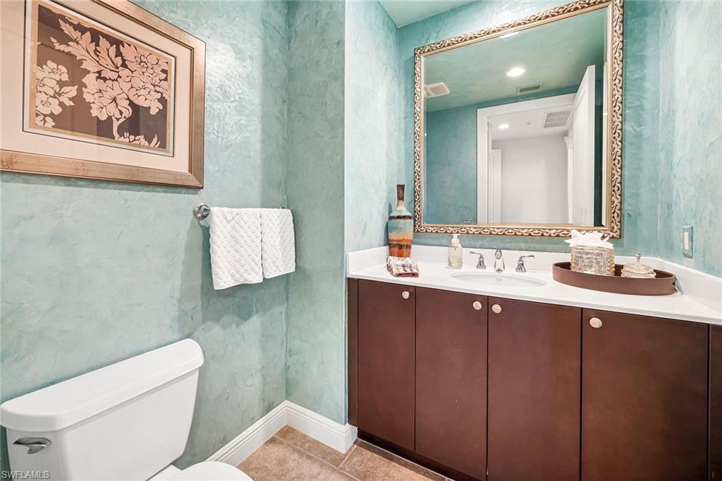 24031 Via Castella DR Unit: 1102