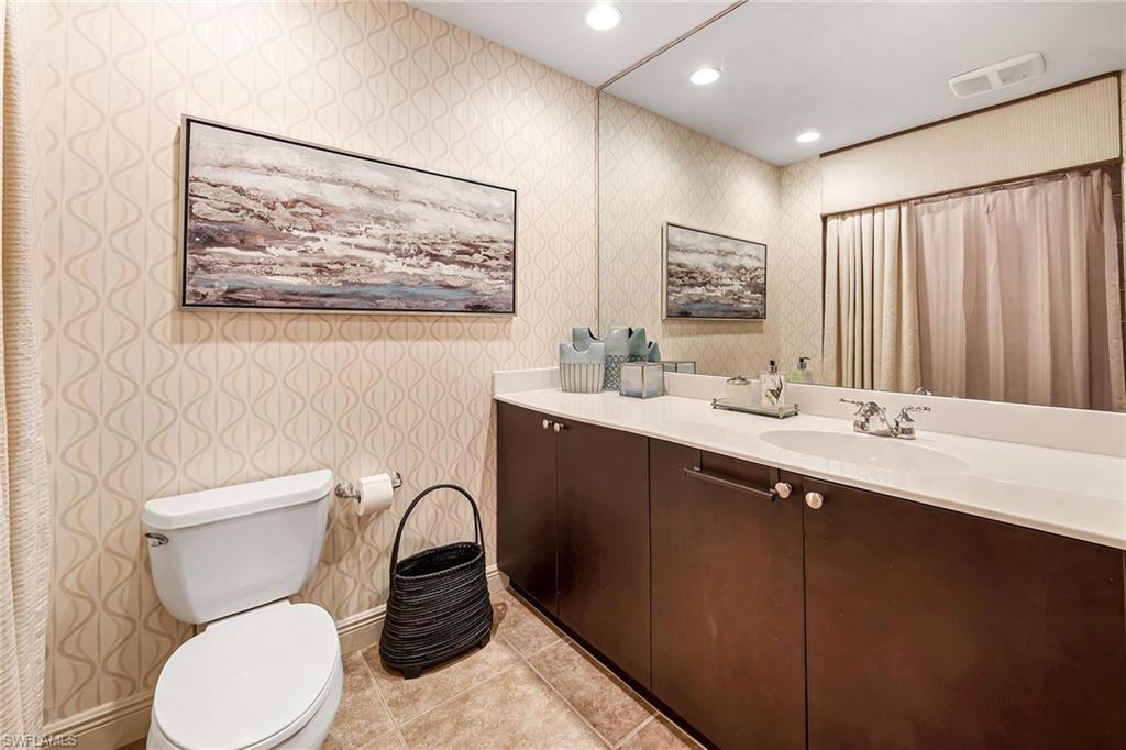 24031 Via Castella DR Unit: 1102