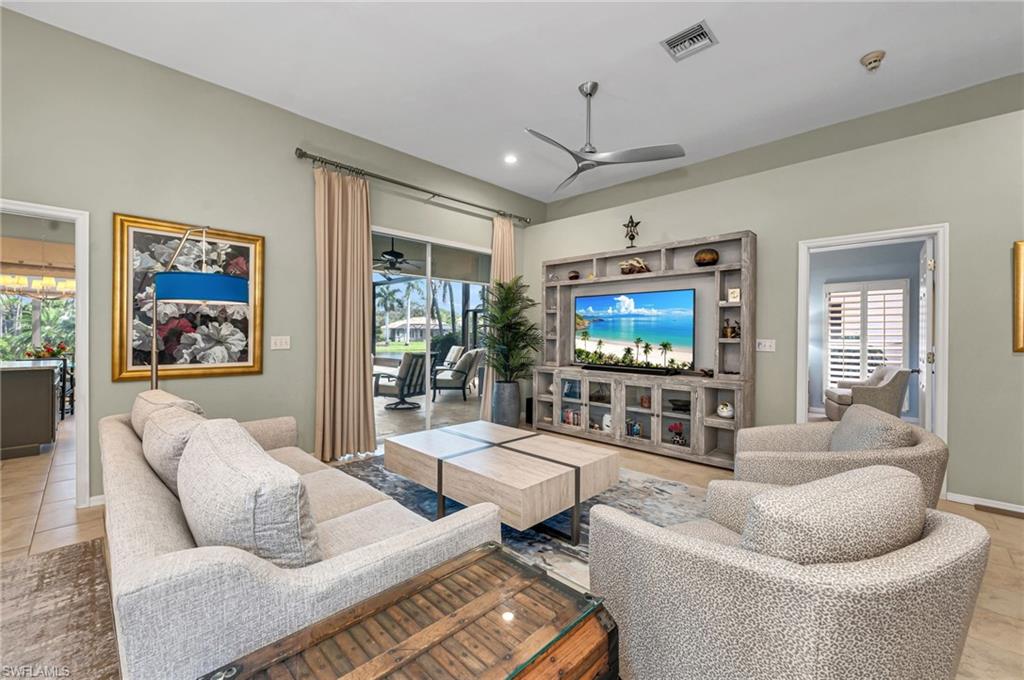 3272 Montara DR