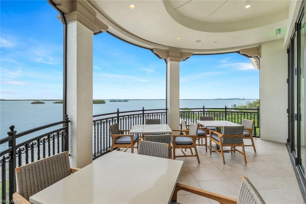 24011 Via Castella DR Unit: 2103