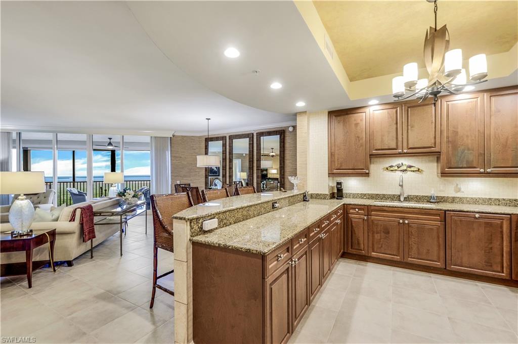 23850 Via Italia CIR # 1005