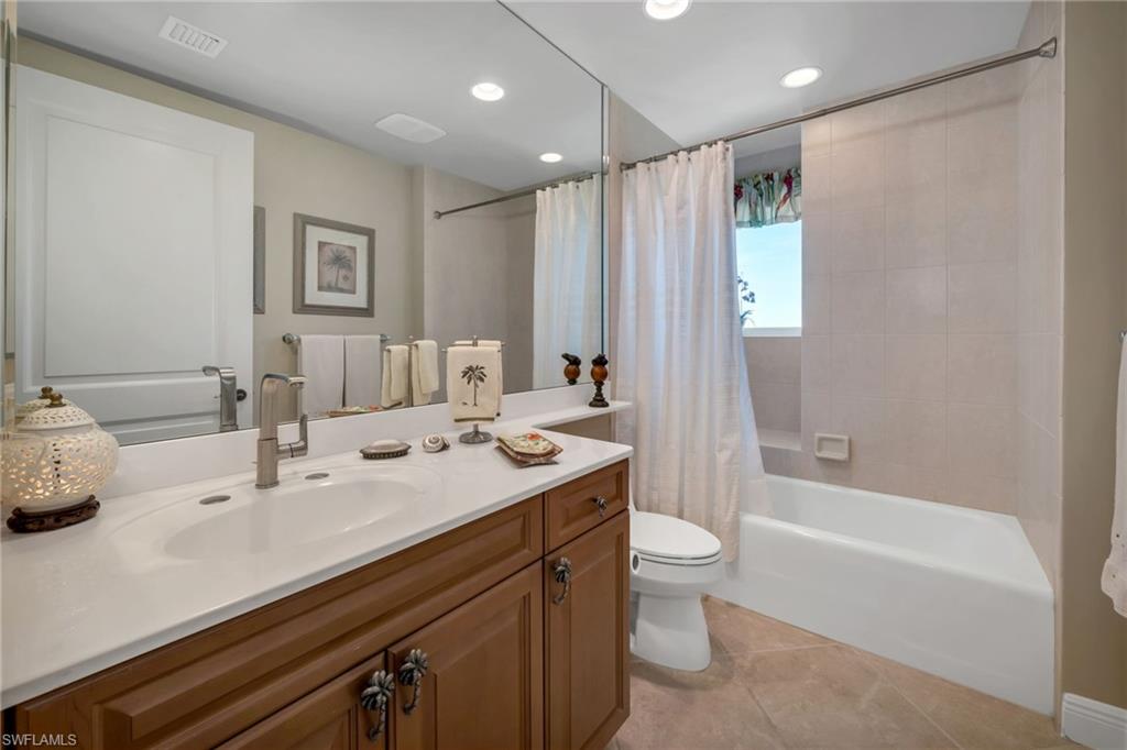 23750 Via Trevi WAY # 903