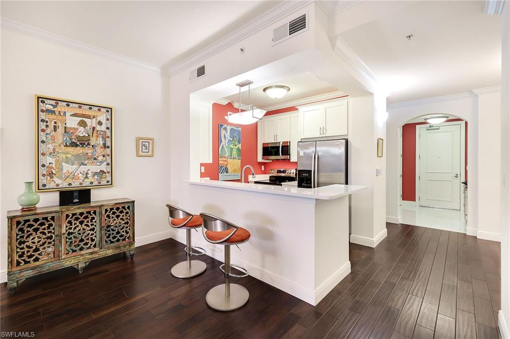 23161 Fashion DR # 7206