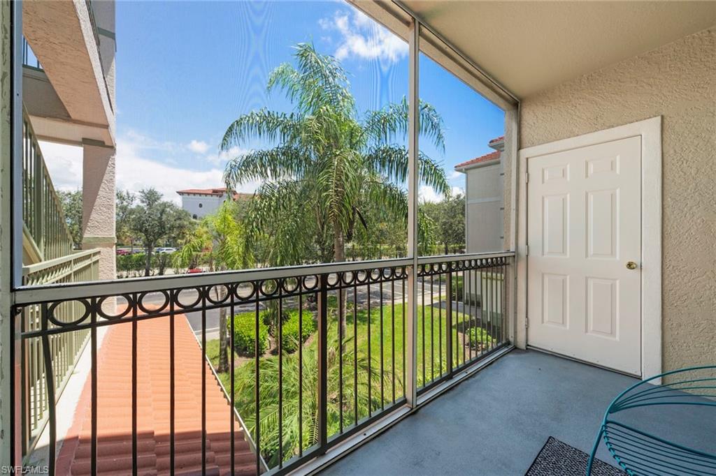 23500 Walden Center DR # 206