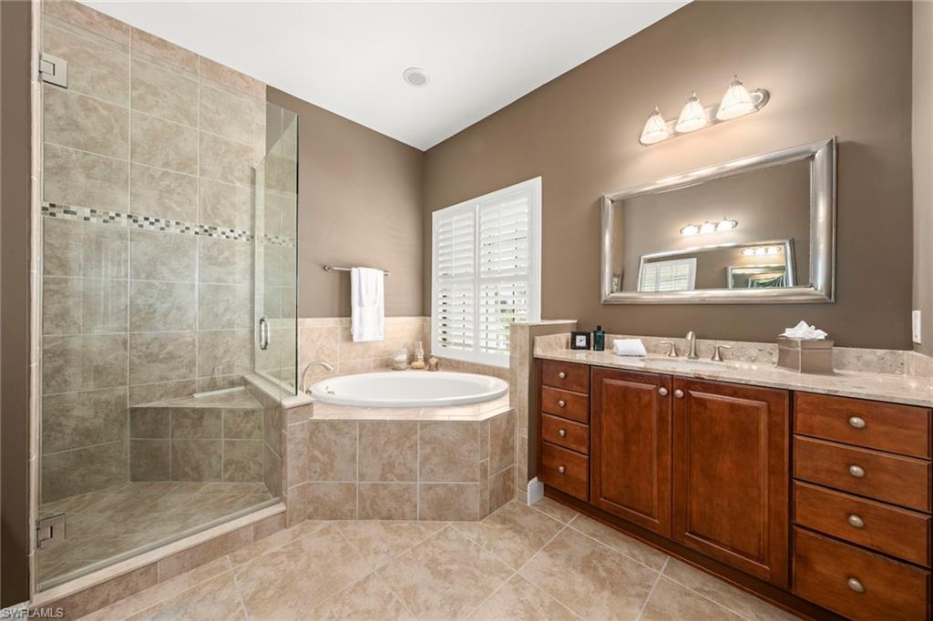 24451 Terzetto LN # 403