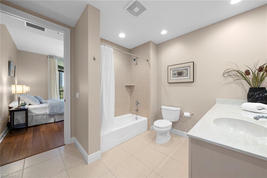 24031 Via Castella DR # 1302, BONITA SPRINGS Unit: 1302