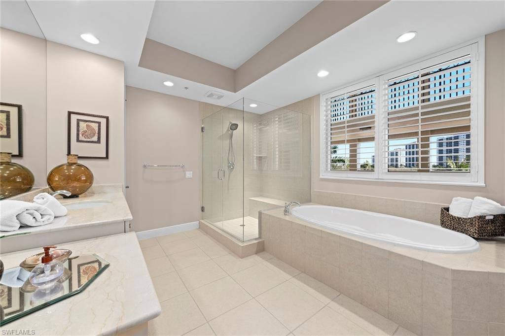 24031 Via Castella DR # 1302, BONITA SPRINGS Unit: 1302