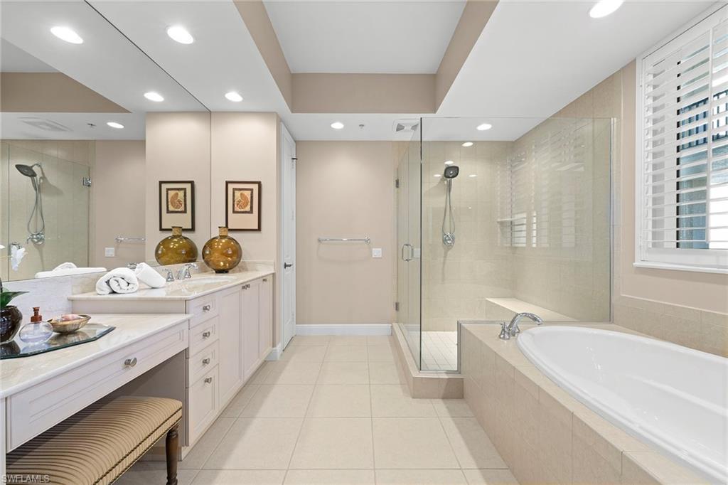 24031 Via Castella DR # 1302, BONITA SPRINGS Unit: 1302