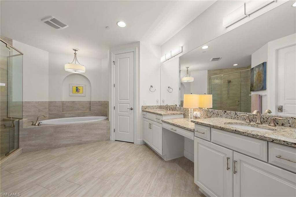 4731 Via Del Corso LN 202