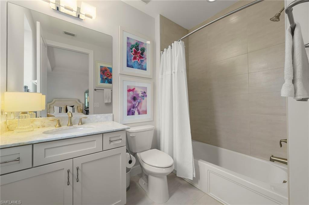 4731 Via Del Corso LN 202