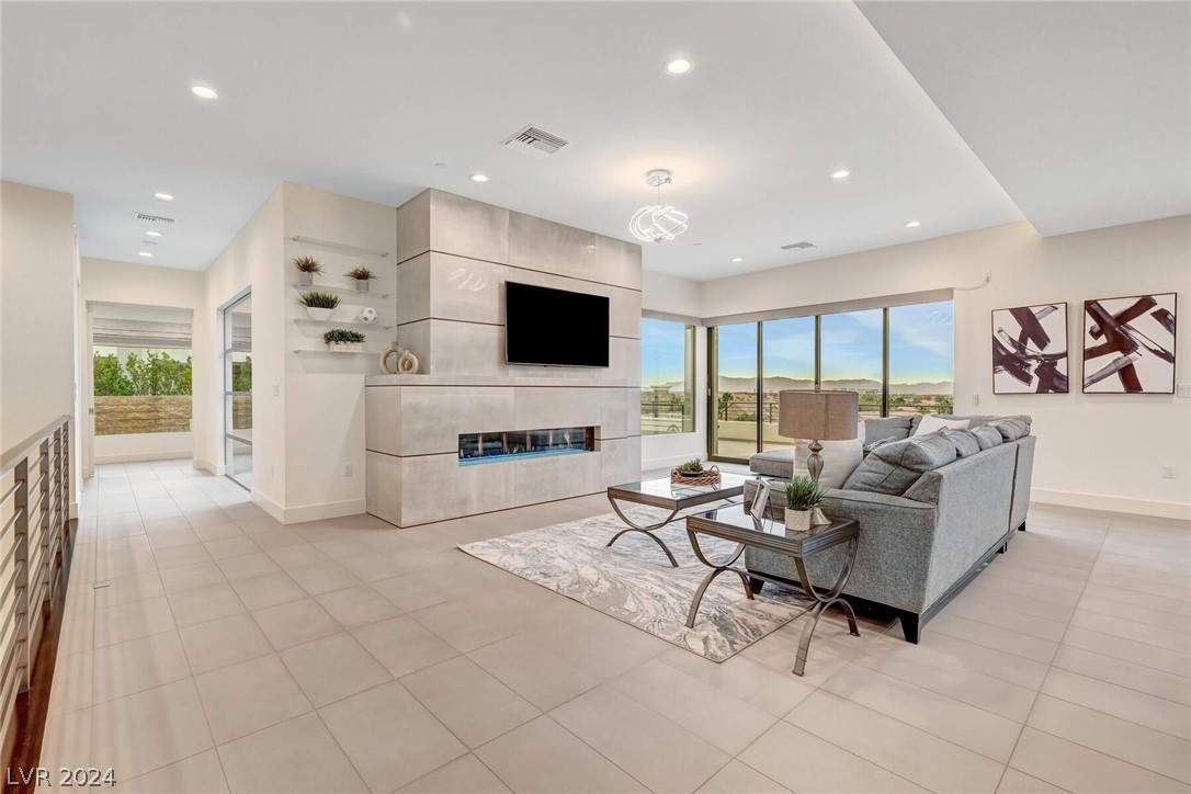 11322 Villa Bellagio Drive