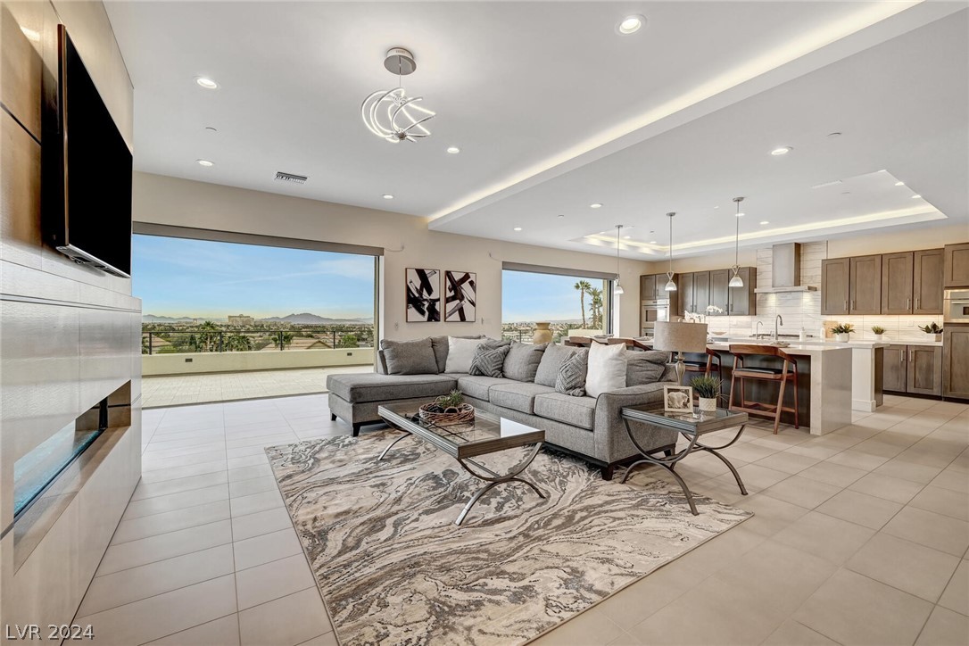 11322 Villa Bellagio Drive