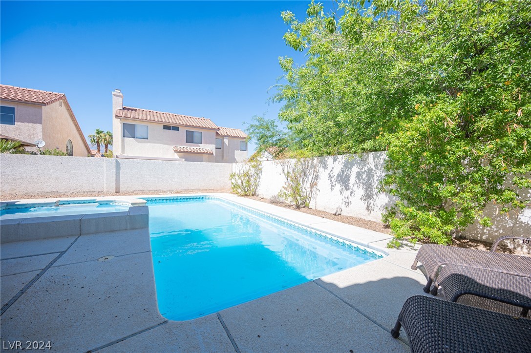 1622 Running Creek Drive